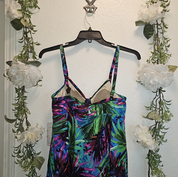 Swim Top - Picture 2 of 3